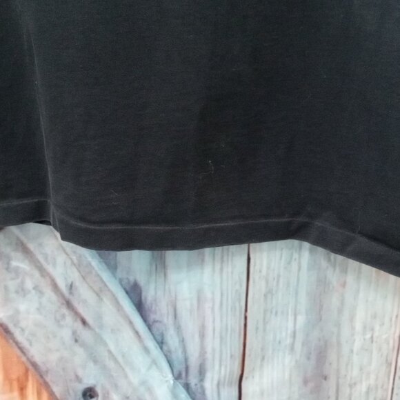 Burberry London, England Cotton V-Neck Black T-Shirt Women's Size Large - Picture 2 of 11